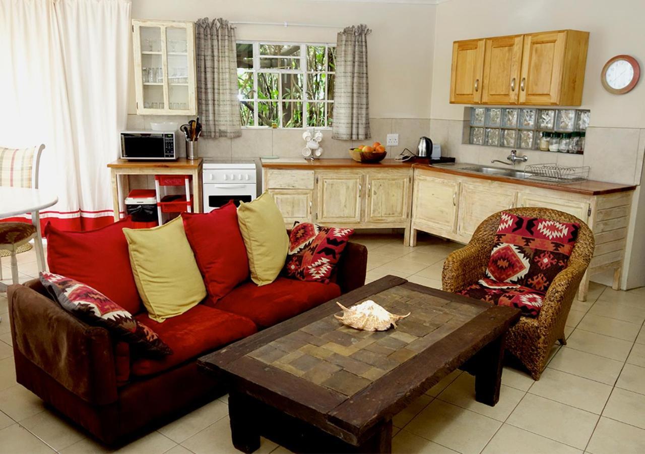 מבאבאנה Veki'S Village Cottages מראה חיצוני תמונה